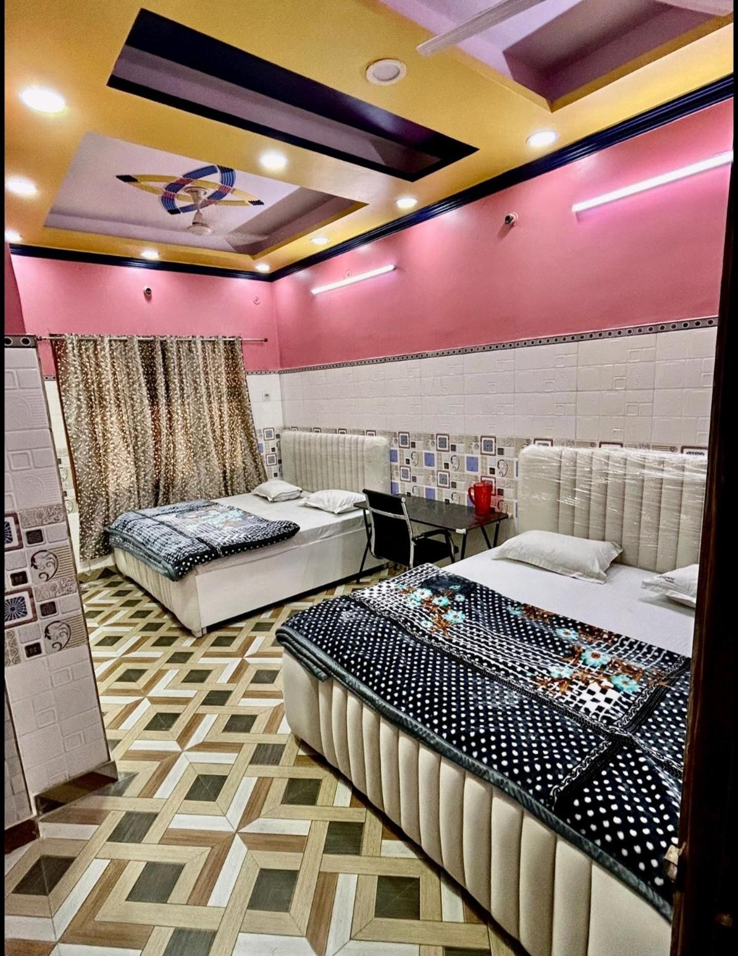 Hotel Jaipur Palace New Delhi Exteriör bild
